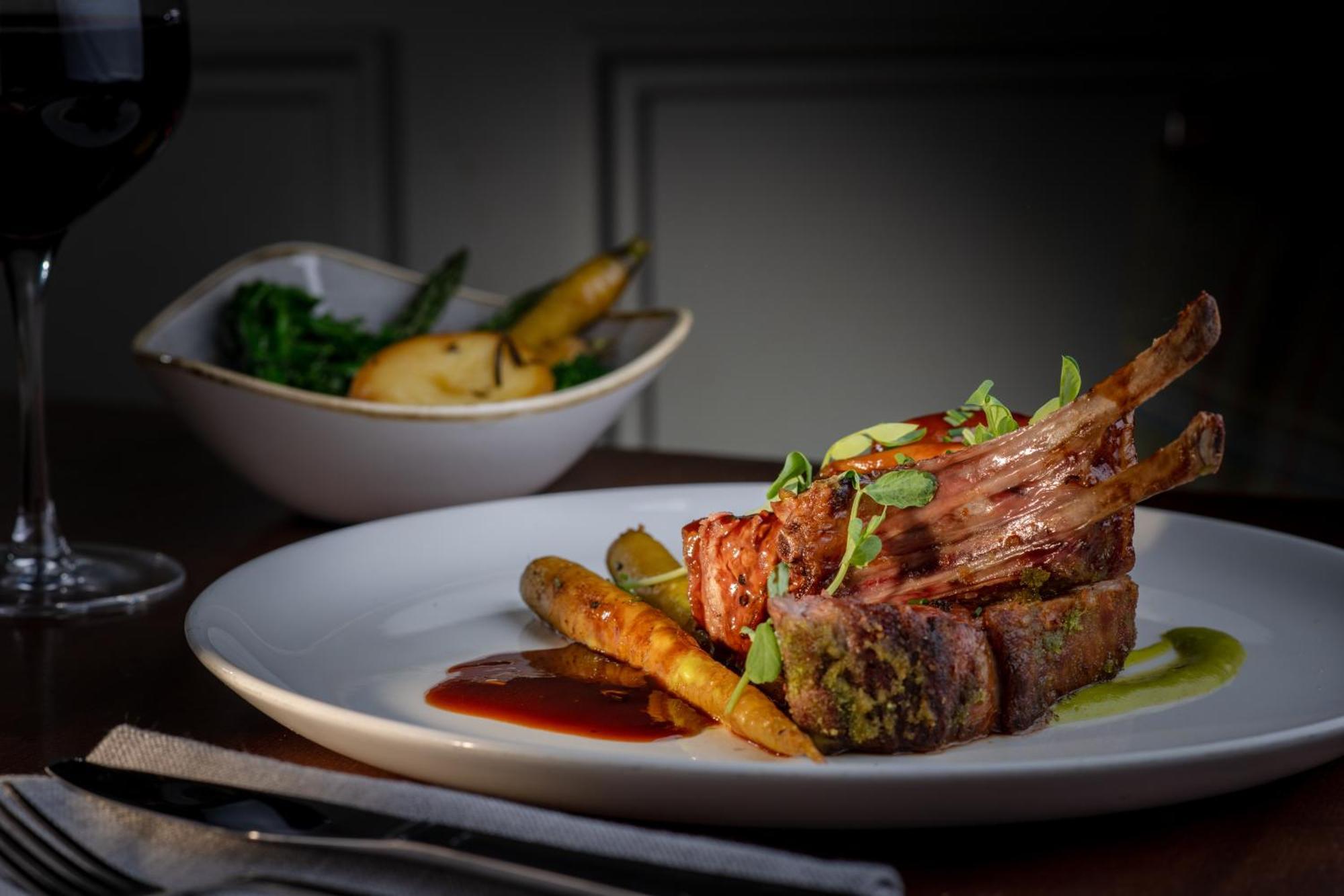布莱克本 The Millstone, Mellor酒店 外观 照片 Rack of lamb