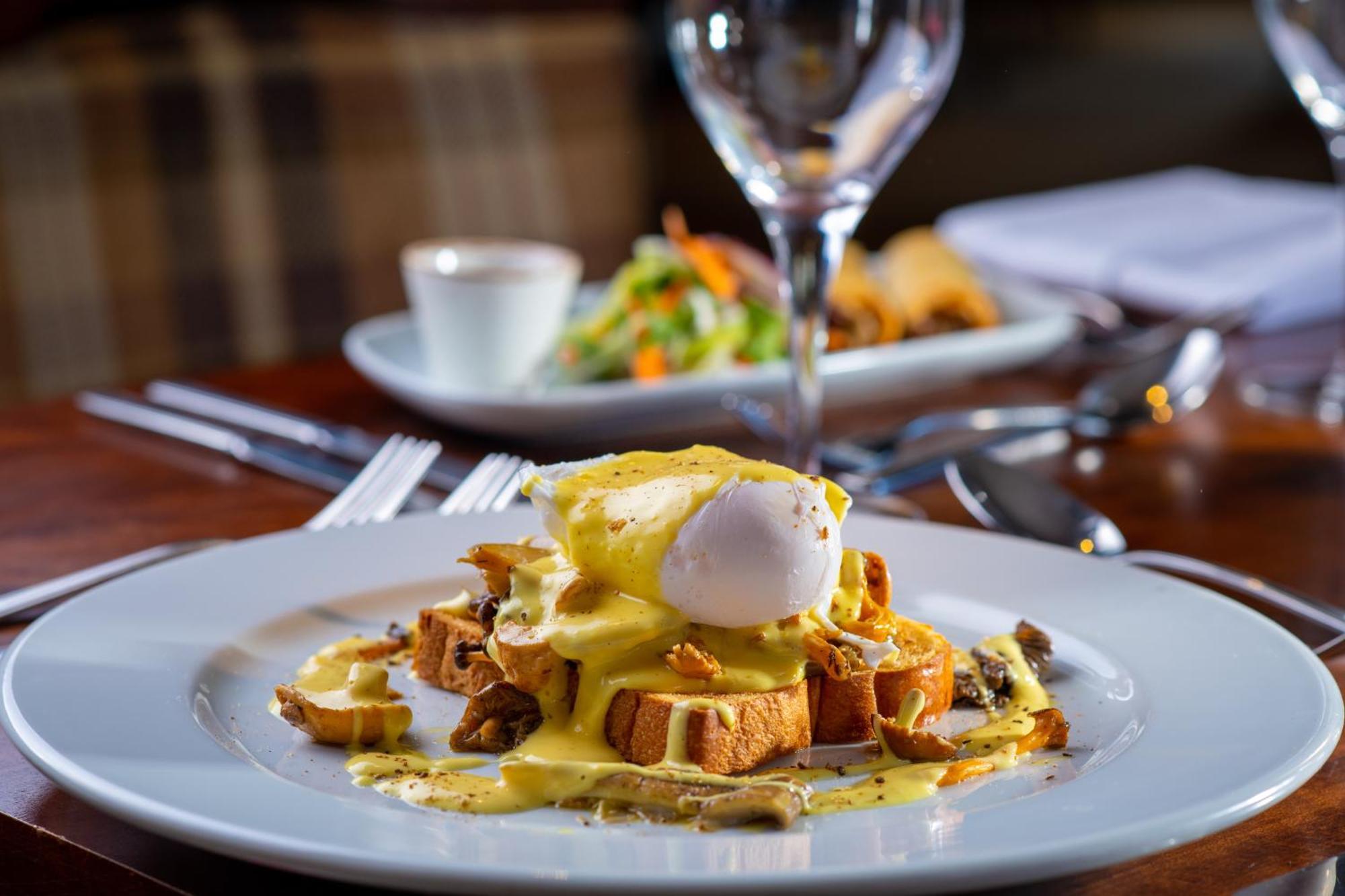 布莱克本 The Millstone, Mellor酒店 外观 照片 Eggs Benedict