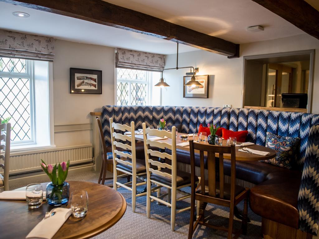 布莱克本 The Millstone, Mellor酒店 外观 照片 The restaurant at The Old Parsonage