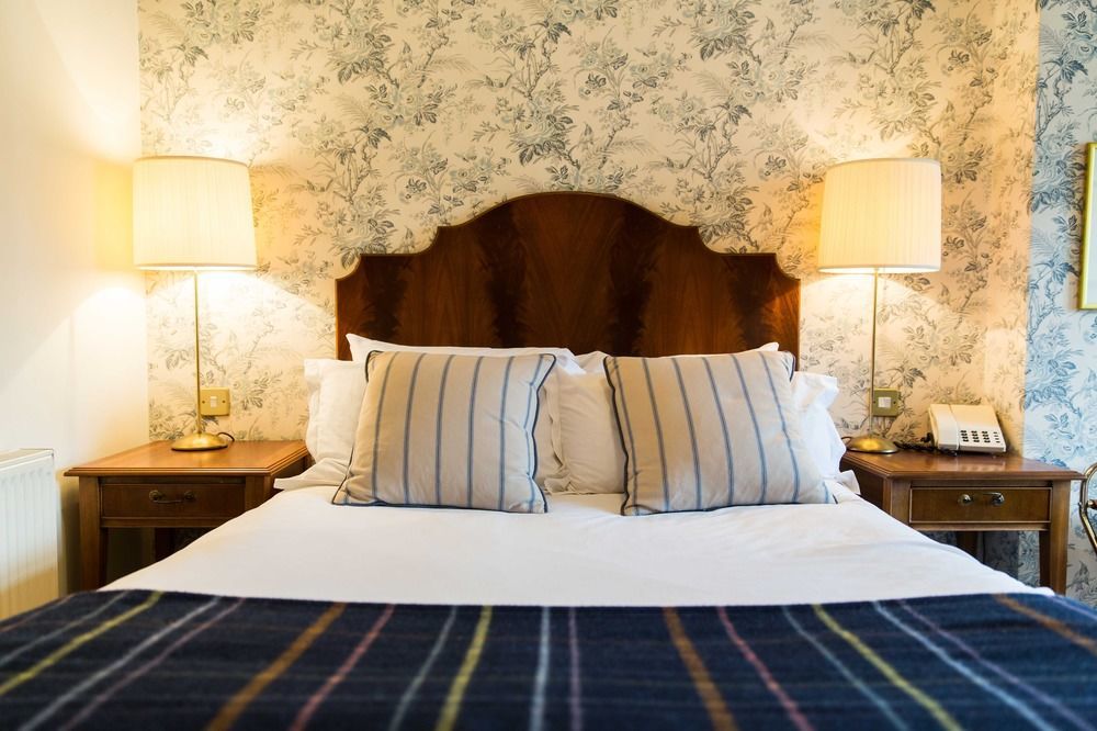 布莱克本 The Millstone, Mellor酒店 外观 照片 A bedroom at the hotel