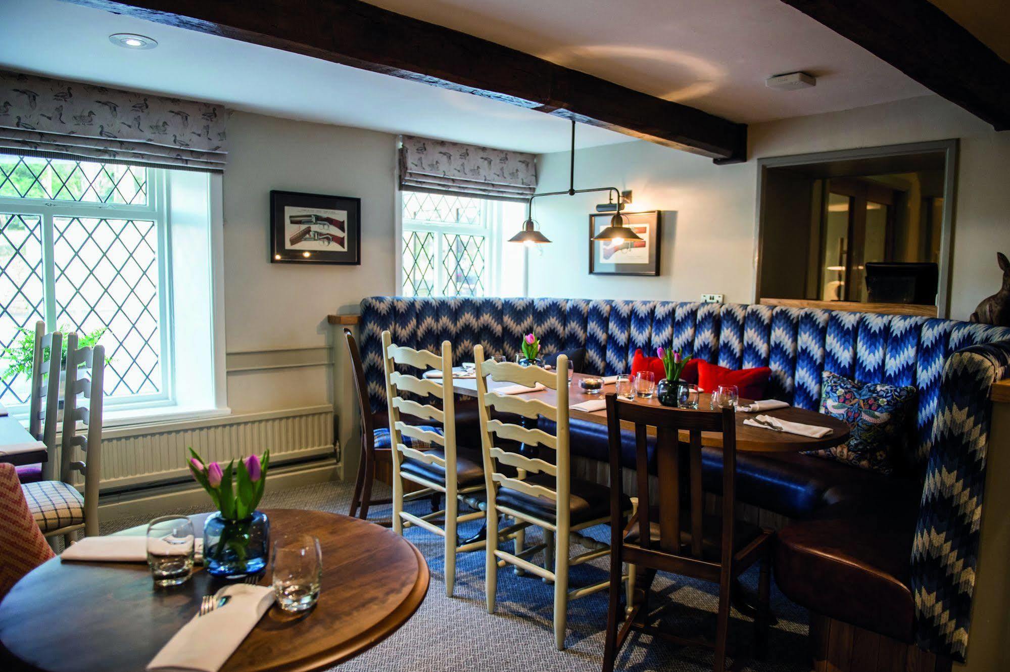 布莱克本 The Millstone, Mellor酒店 外观 照片 The restaurant at The Old parsonage